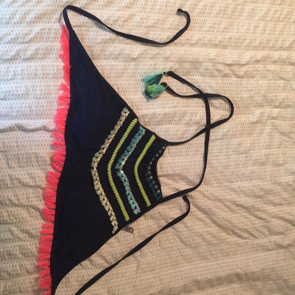 Swimsuit top - Picture 1 of 2